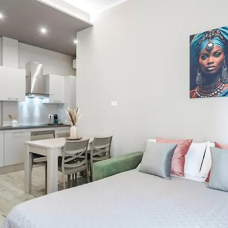 Modern Essence View *